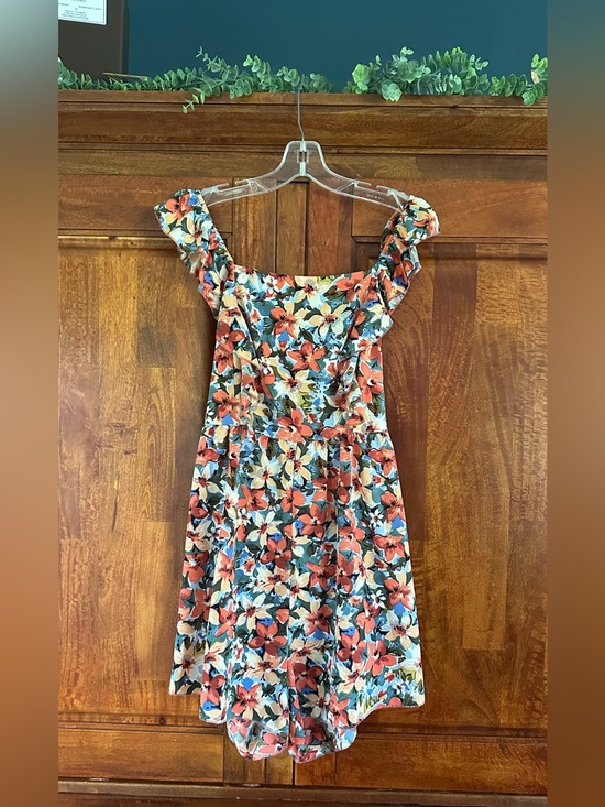Dresses & Skirts - Women’s Floral Ruffle Romper (XL)